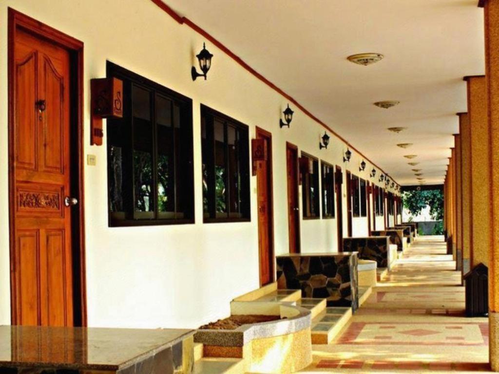 Siam River Resort تشايافوم المظهر الخارجي الصورة